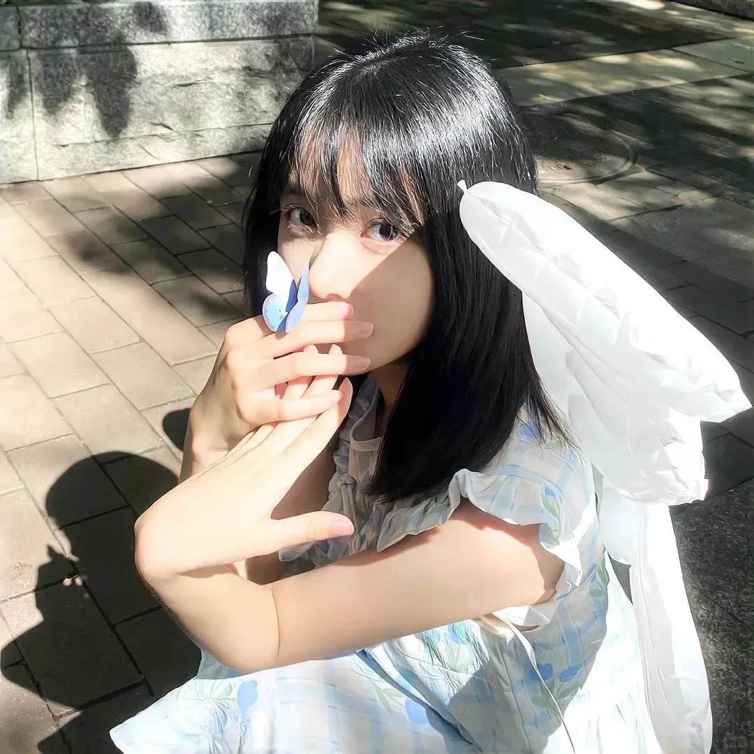 朗蒂尼亚姆封面